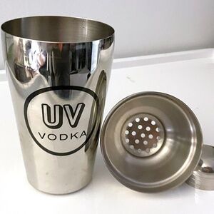 UV Vodka promo stainless steel 12 oz. Cocktail shaker Liquid Liquor memorabilia
